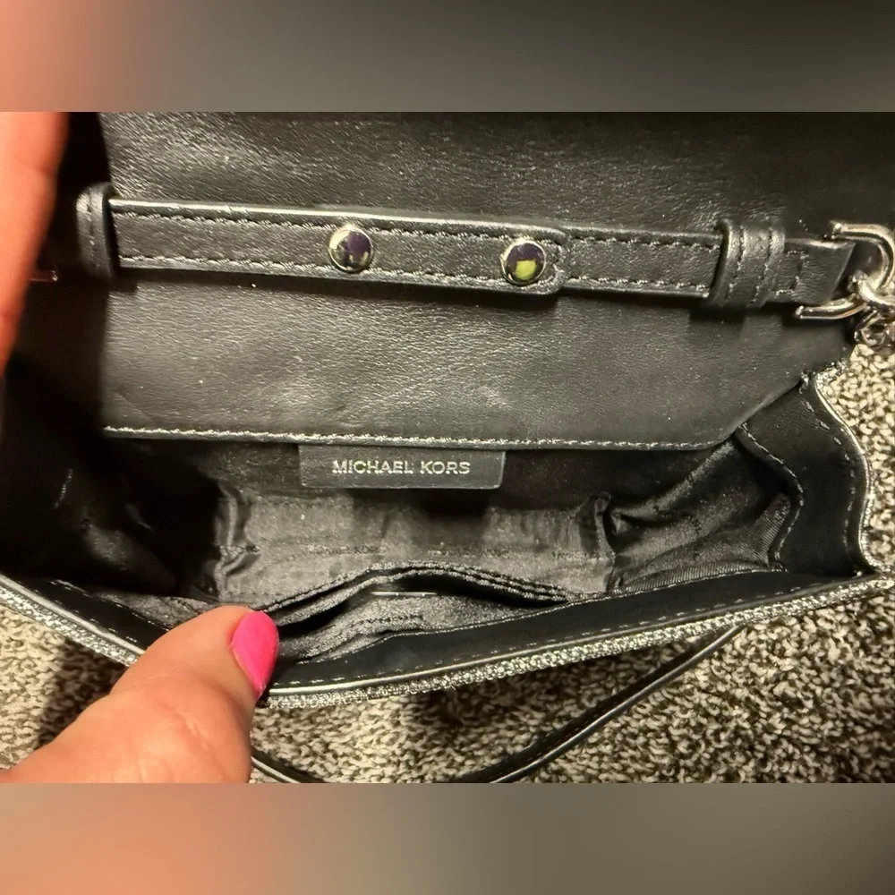 Michael Kors medium crossbody/clutch